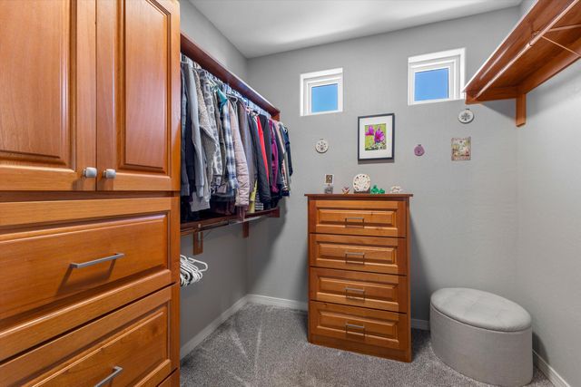 704 Gregg Road NE, Rio Rancho, NM 87124