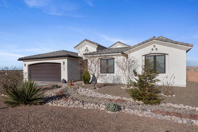 704 Gregg Road NE, Rio Rancho, NM 87124