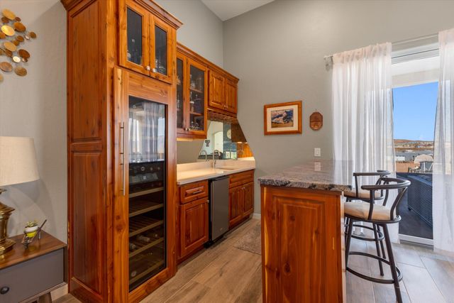 704 Gregg Road NE, Rio Rancho, NM 87124