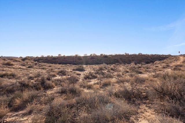 704 Gregg Road NE, Rio Rancho, NM 87124