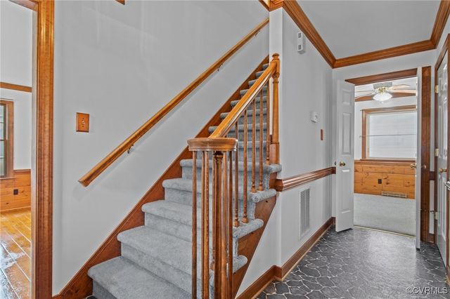 8900 Emory Oak Ln, North Chesterfield, VA 23237