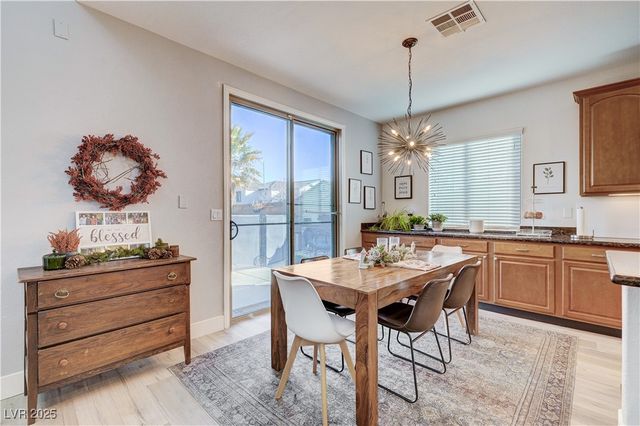 8810 Arroyo Azul Street, Las Vegas, NV 89131