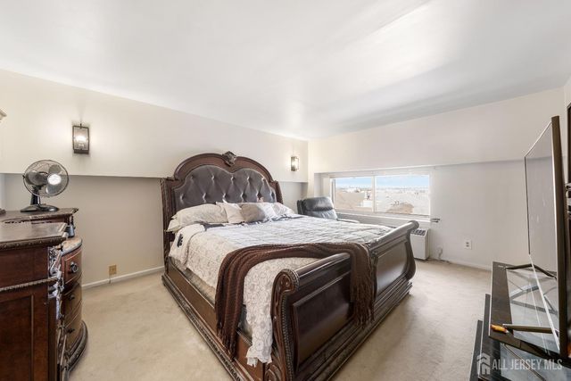 40 Fayette Street 64, Perth Amboy, NJ 08861