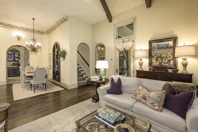 79 Sologne Circle, Little Rock, AR 72223