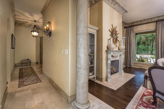 79 Sologne Circle, Little Rock, AR 72223