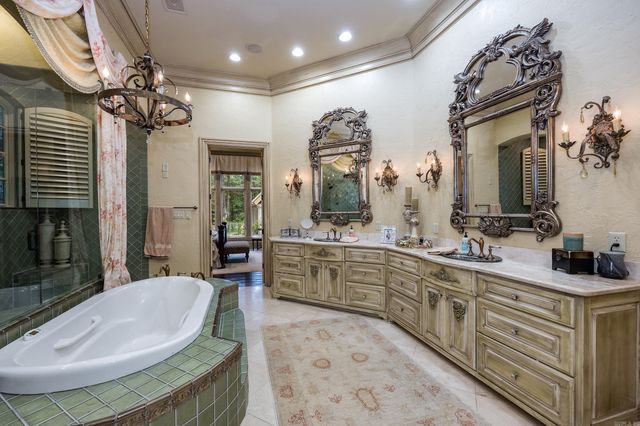 79 Sologne Circle, Little Rock, AR 72223