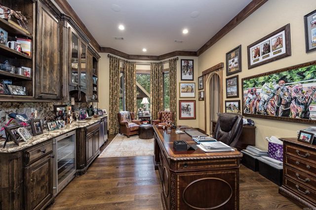 79 Sologne Circle, Little Rock, AR 72223