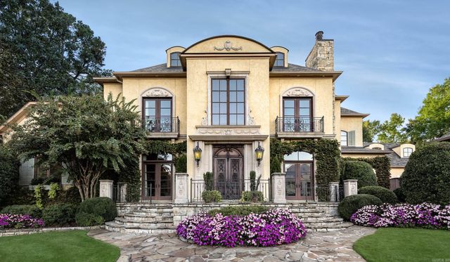 79 Sologne Circle, Little Rock, AR 72223