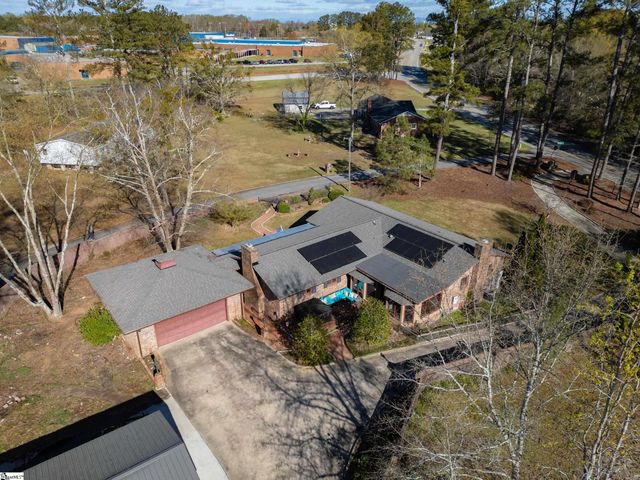 101 Pinewood Drive, Piedmont, SC 29673