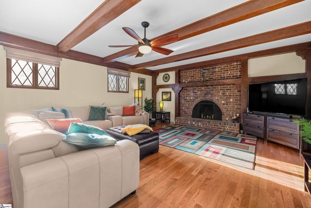 101 Pinewood Drive, Piedmont, SC 29673