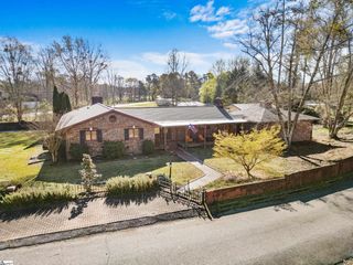 101 Pinewood Drive, Piedmont, SC 29673