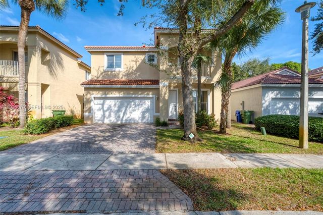 7665 NW 19th Ct, Pembroke Pines, FL 33024