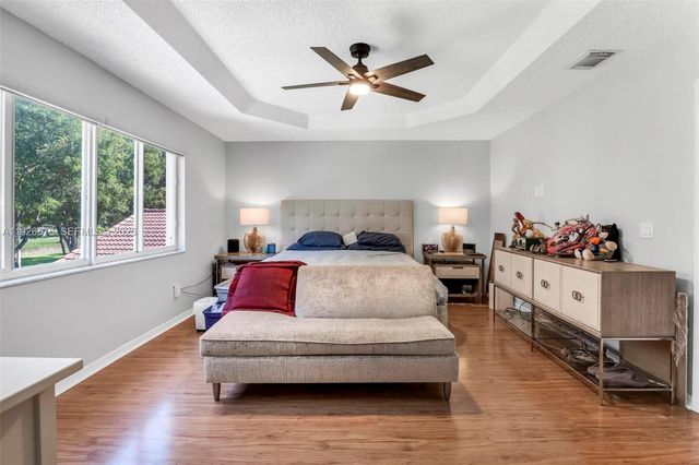 7665 NW 19th Ct, Pembroke Pines, FL 33024