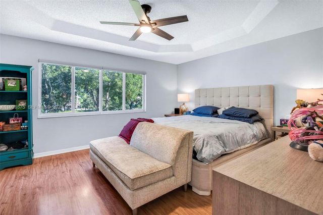 7665 NW 19th Ct, Pembroke Pines, FL 33024