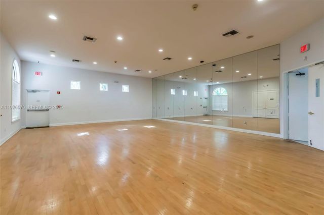 7665 NW 19th Ct, Pembroke Pines, FL 33024