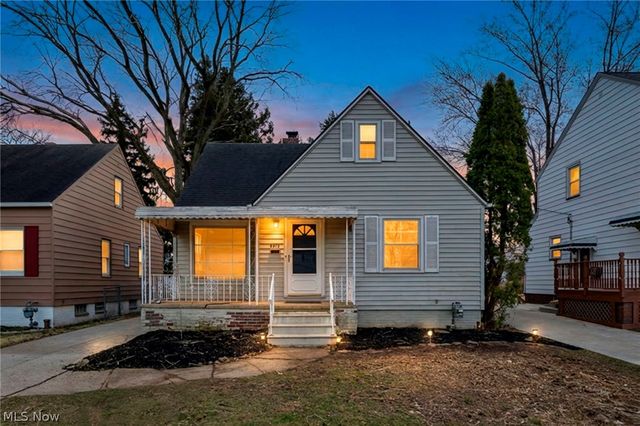 4413 Torrington Avenue, Parma, OH 44134