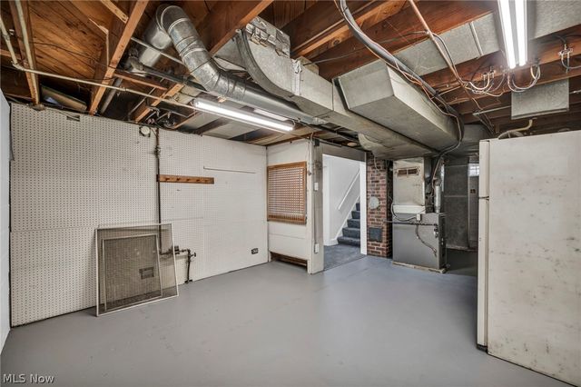 4413 Torrington Avenue, Parma, OH 44134