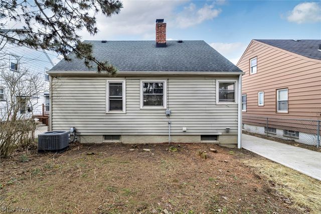 4413 Torrington Avenue, Parma, OH 44134