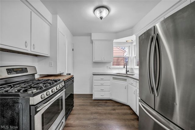 4413 Torrington Avenue, Parma, OH 44134