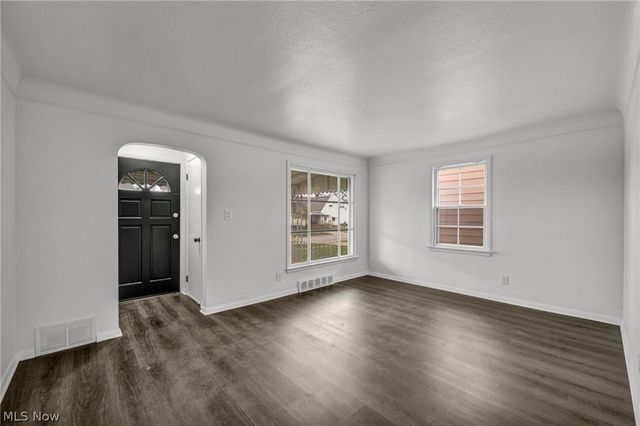 4413 Torrington Avenue, Parma, OH 44134