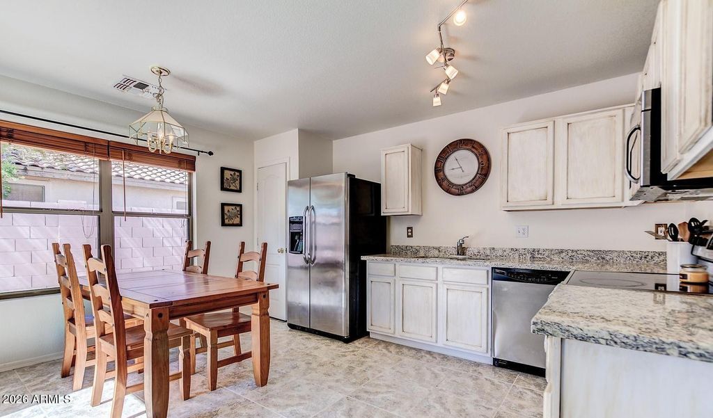 3481 S BOWMAN Road, Apache Junction, AZ 85119 — photo 4