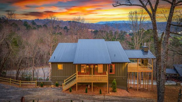 416 Windy Valley Trail, Blue Ridge, GA 30513