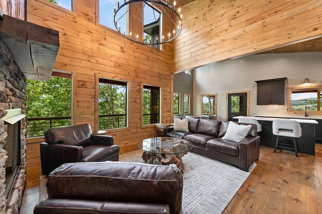 416 Windy Valley Trail, Blue Ridge, GA 30513