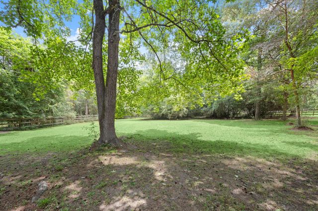 2418 Pebble Lake Drive, Magnolia, TX 77354
