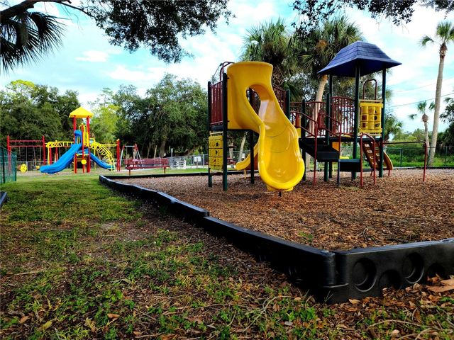 5127 BAY BOULEVARD, Port Richey, FL 34668