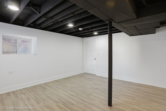 3002 Wesley Avenue, Berwyn, IL 60402