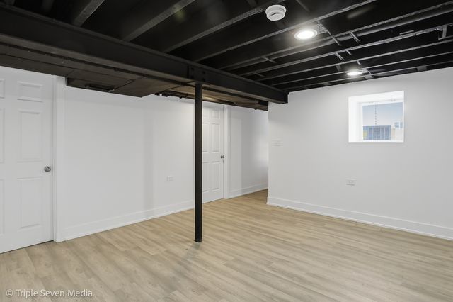 3002 Wesley Avenue, Berwyn, IL 60402