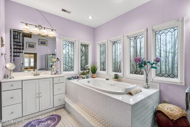 10739 Monterey Hwy, Monterey, TN 38574