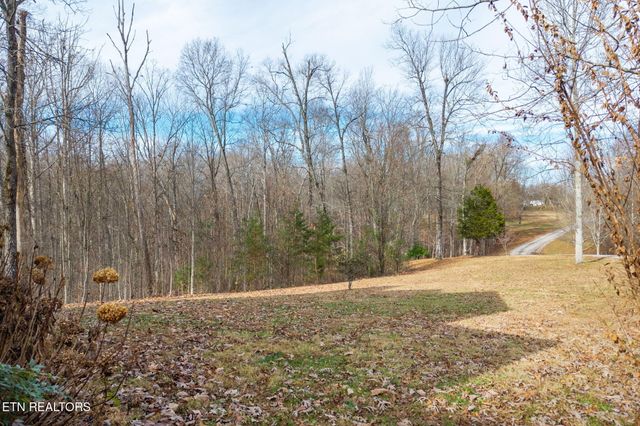 10739 Monterey Hwy, Monterey, TN 38574