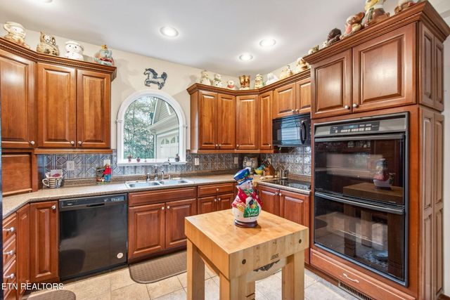 10739 Monterey Hwy, Monterey, TN 38574