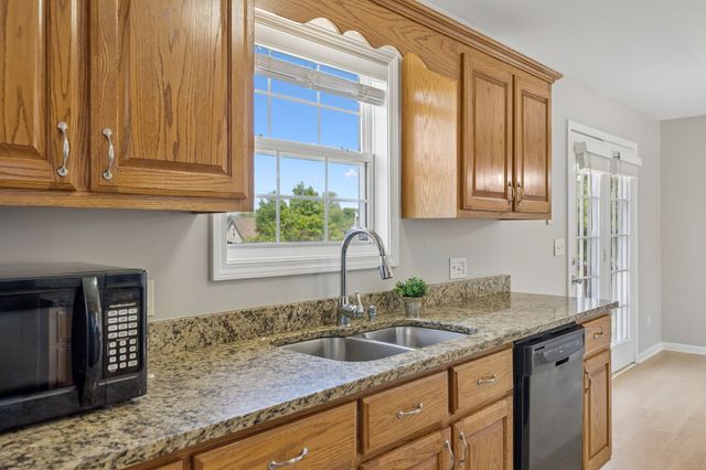 2819 Faith Ln, Spring Hill, TN 37174