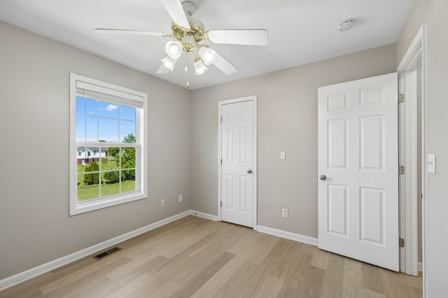 2819 Faith Ln, Spring Hill, TN 37174