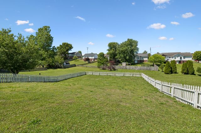 2819 Faith Ln, Spring Hill, TN 37174