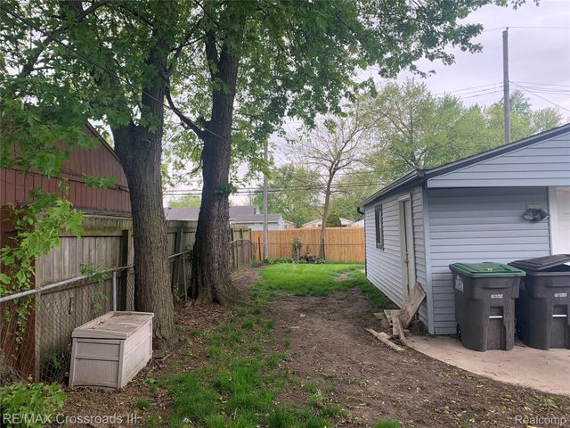 16630 Jackson Street, Taylor, MI 48180