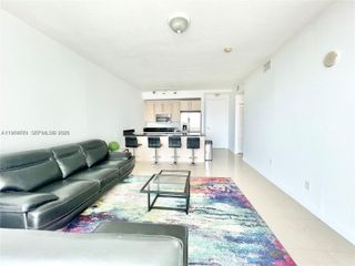79 SW 12th St 2402-S, Miami, FL 33130