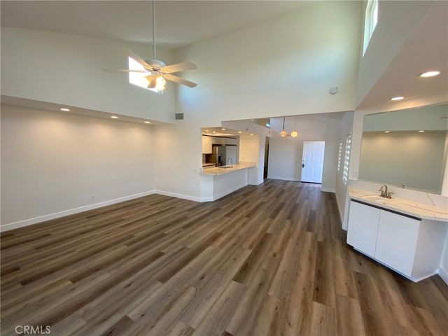 406 Clubhouse, Newport Beach, CA 92663