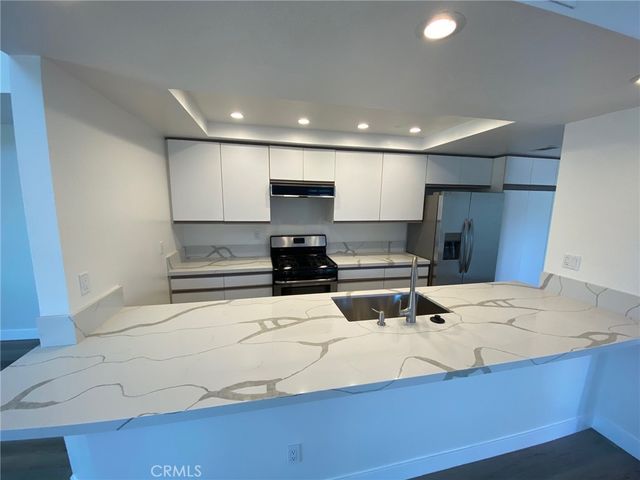 406 Clubhouse, Newport Beach, CA 92663