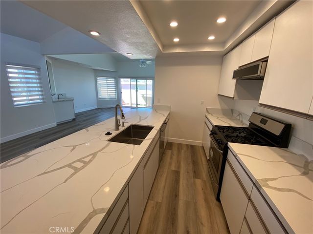 406 Clubhouse, Newport Beach, CA 92663