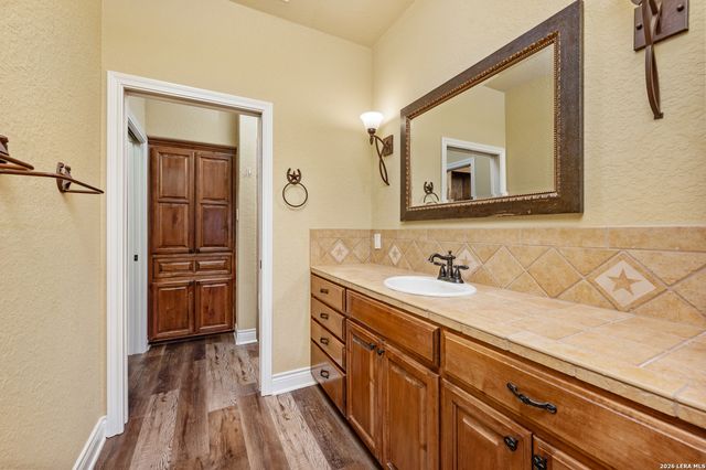 16227 San Cayetano, Helotes, TX 78023