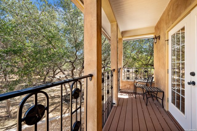 16227 San Cayetano, Helotes, TX 78023