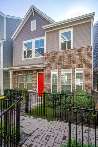 4908 Deavers Lane, Fort Worth, TX 76114