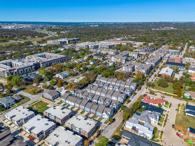 4908 Deavers Lane, Fort Worth, TX 76114