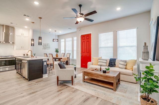 4908 Deavers Lane, Fort Worth, TX 76114