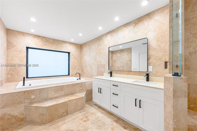 11835 SW 37th St, Miami, FL 33175