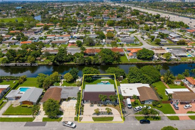 11835 SW 37th St, Miami, FL 33175