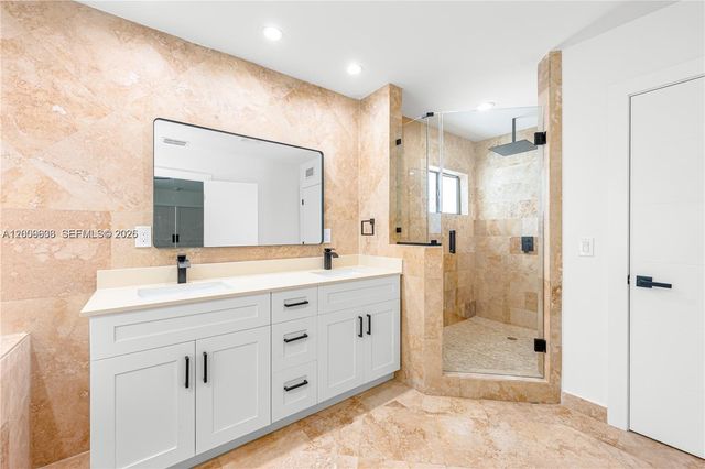 11835 SW 37th St, Miami, FL 33175